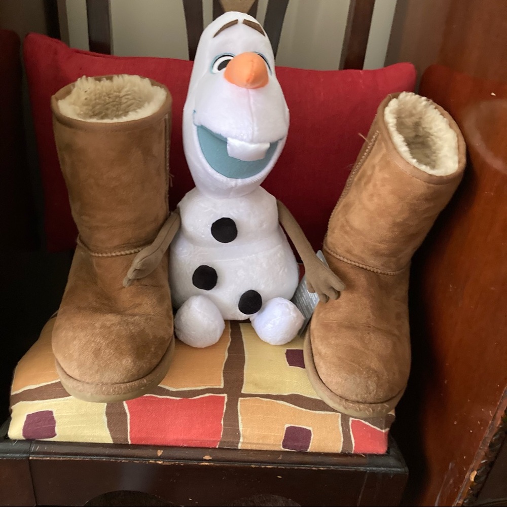 Classic calf leg length tan UGGs
